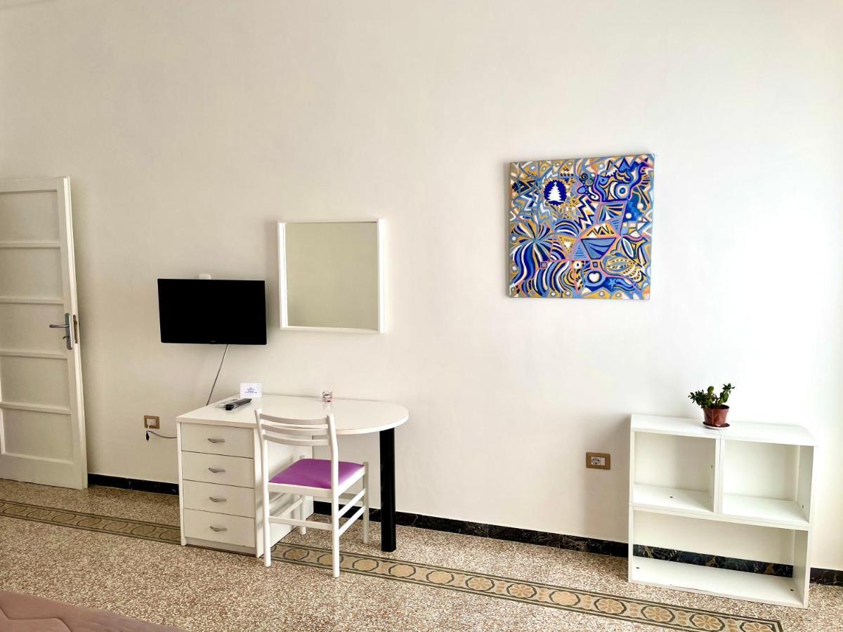 Casa Vacanze Sunshine Salerno Exterior foto