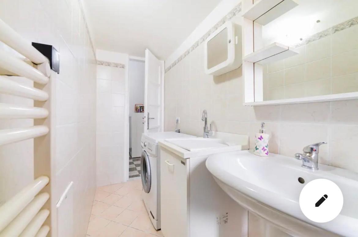 Casa Vacanze Sunshine Salerno Exterior foto